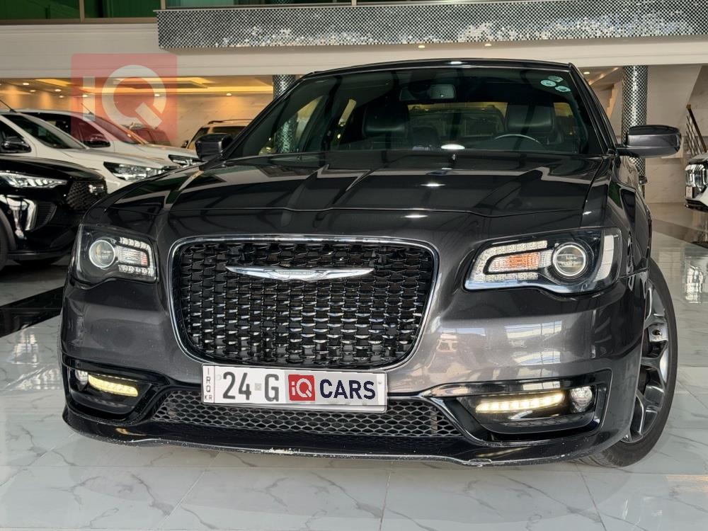 كرايسلر 300